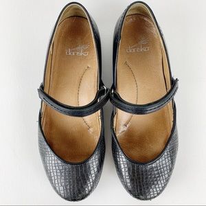 Dansko Nanette Mary Jane Size US size 5.5-6 (EU 36) Crocodile 🐊